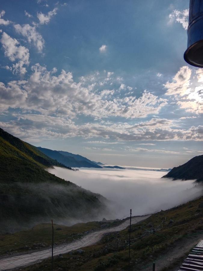 Avusor Mola Cafe Ve Pansiyon Çamlıhemşin Exterior foto